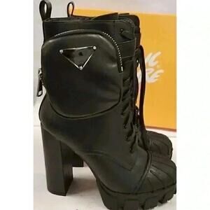 Public Desire Women's Hallucinate Black Pu Pocket Block Heel Boots Sz 6 NIB